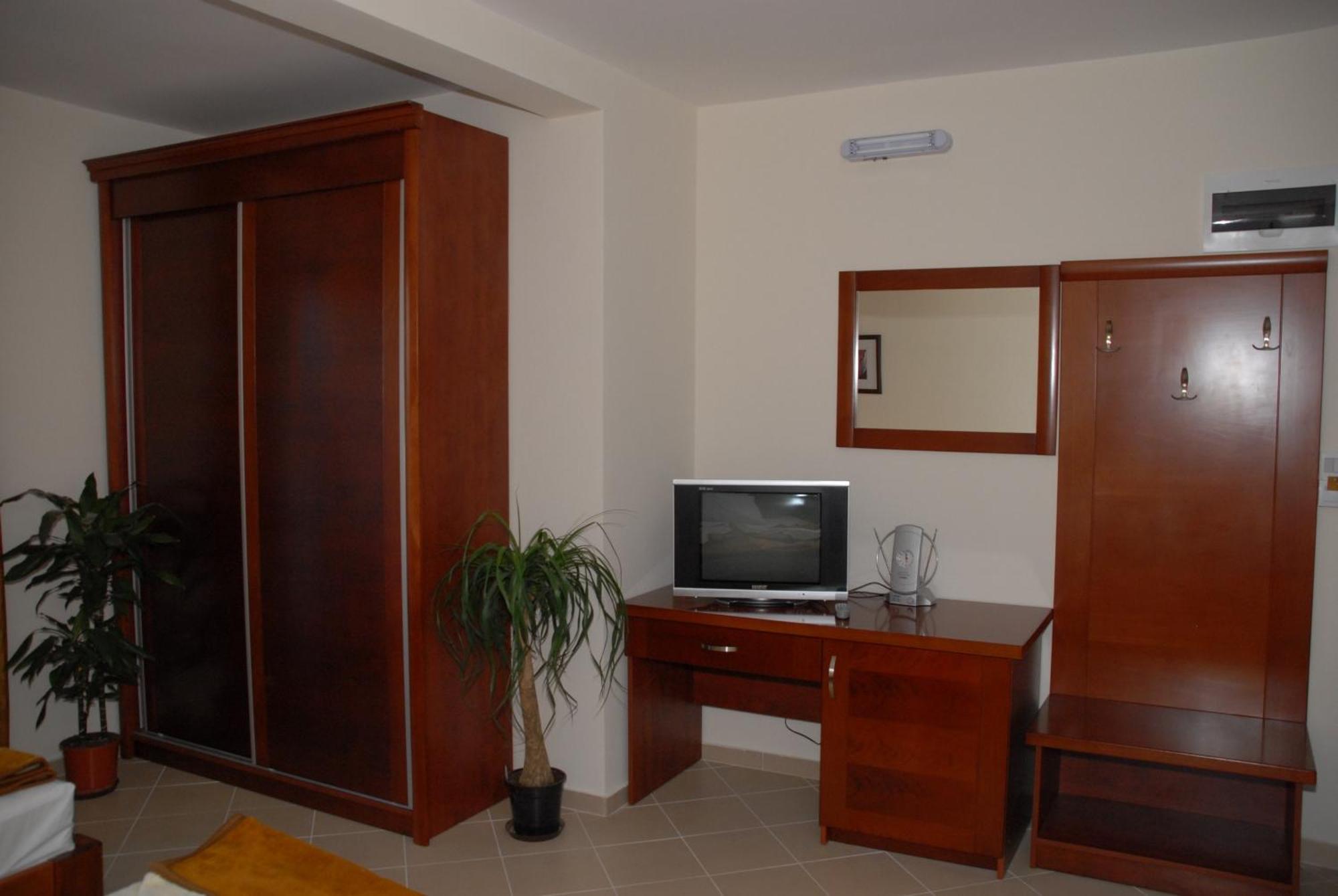 Apartments Krapina Будва Екстериор снимка