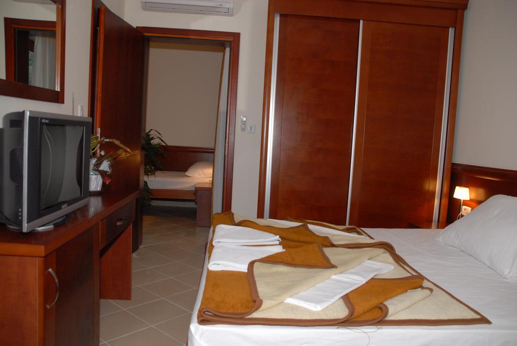 Apartments Krapina Будва Екстериор снимка