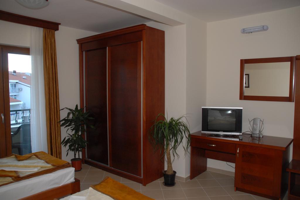 Apartments Krapina Будва Екстериор снимка