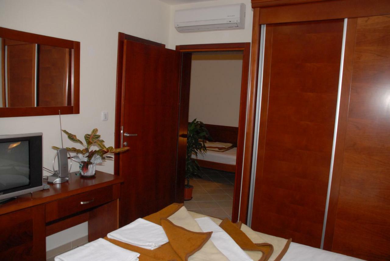 Apartments Krapina Будва Екстериор снимка