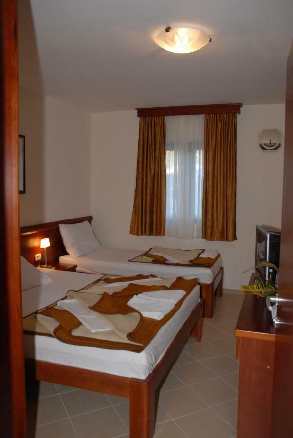 Apartments Krapina Будва Екстериор снимка